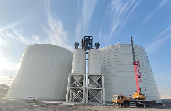 万山大型钢板库